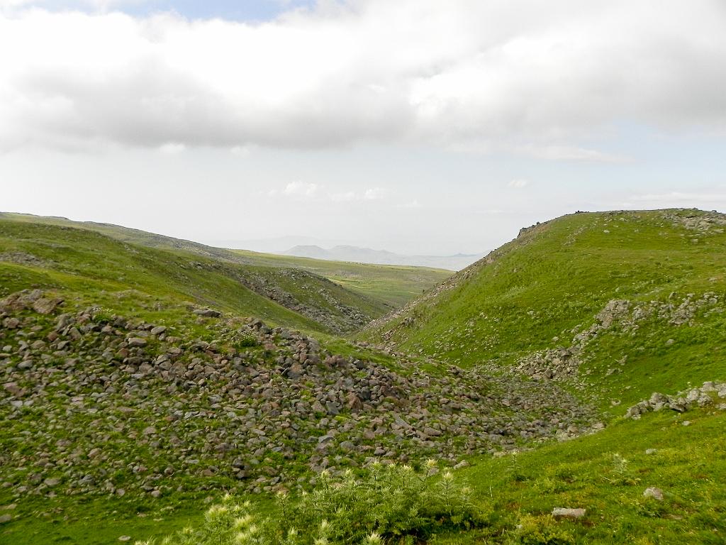 DSCN9722.jpg - Geghamské hory