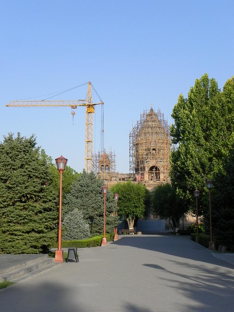 DSCO_98.jpg - Ečmiadzin - hlavní město arménské Apoštolské církve