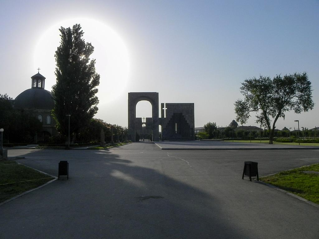 DSCO_99.jpg - Ečmiadzin - hlavní město arménské Apoštolské církve