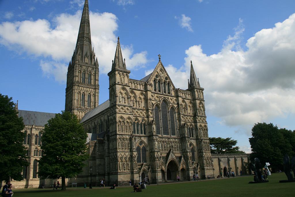 130704-031.JPG - Salisbury, katedrála