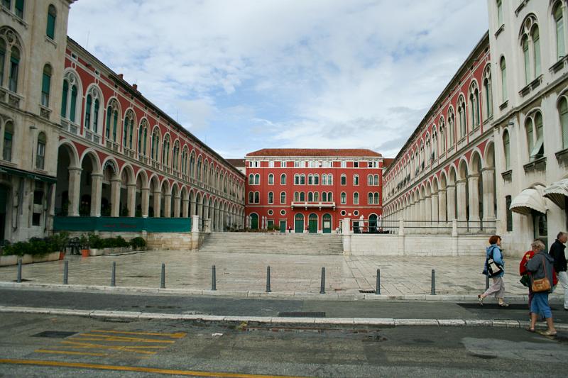 100926-048.jpg - Split