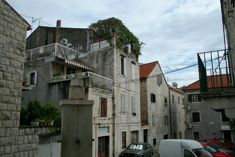 100926-051.jpg - Split