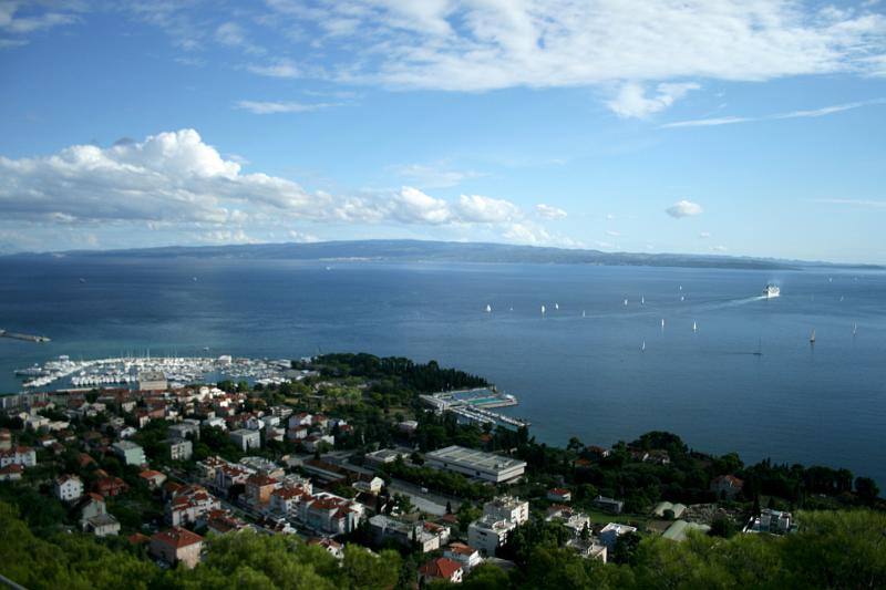 100926-064.jpg - Split