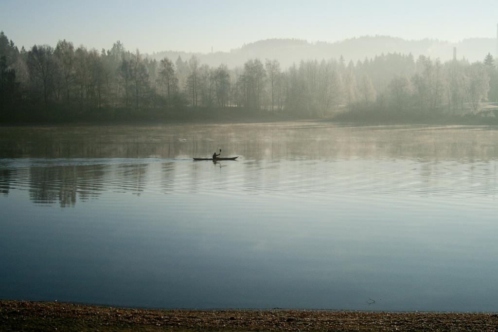 111116-02.jpg - Přehrada