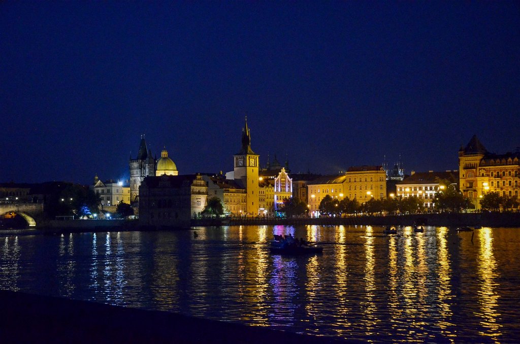 Vltava_2020_17.jpg - Praha z Vltavy