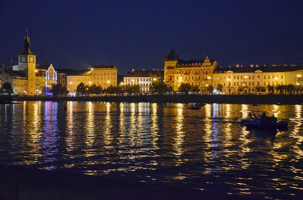 Vltava_2020_18.jpg - Praha z Vltavy