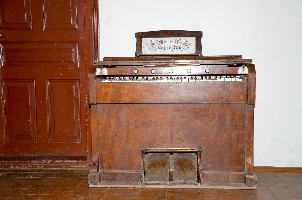 DSC_0896.jpg - Veselíčko - hospoda s orchestrionem
